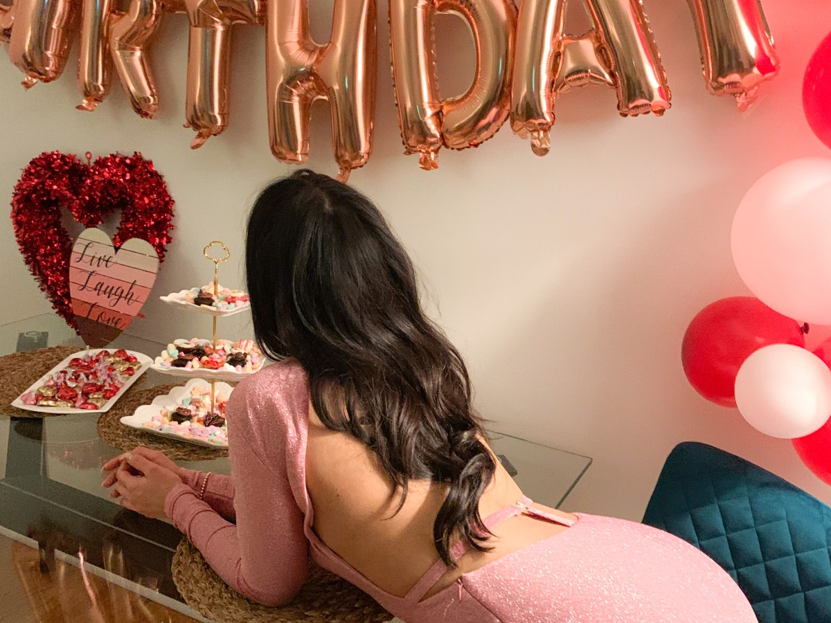 Pink, Glitz &&nbsp;Twenty-Six